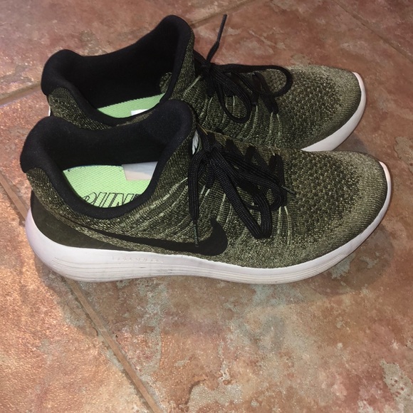 Nike Shoes - Nike Lunarepic Flyknit Lows Nike Shoes - Nike Lunarepic Flyknit Lows